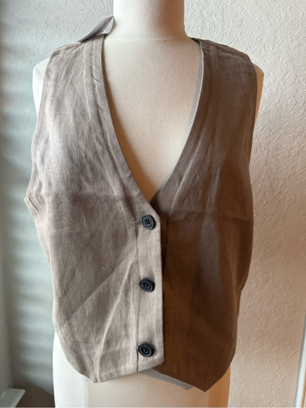 American Eagle Outfitters Brown Button-Front Women's Vest